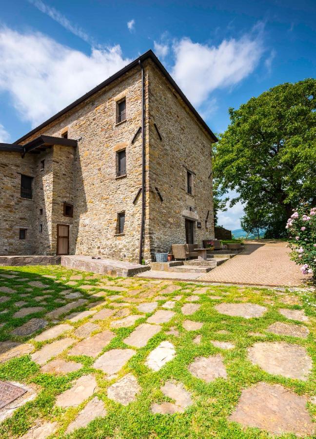 Agriturismo Il Salice Villa Tizzano Val Parma Esterno foto