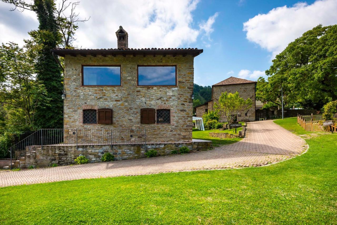 Agriturismo Il Salice Villa Tizzano Val Parma Esterno foto