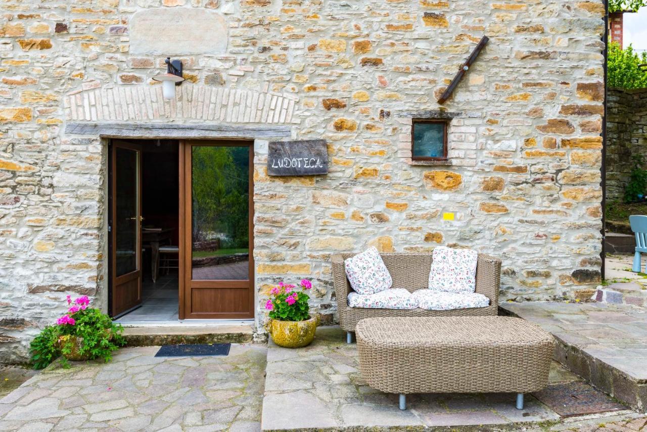 Agriturismo Il Salice Villa Tizzano Val Parma Esterno foto